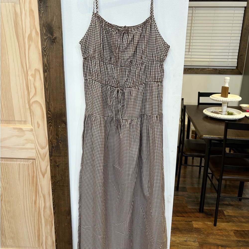 Elegant Brown Checkered Maxi Dress